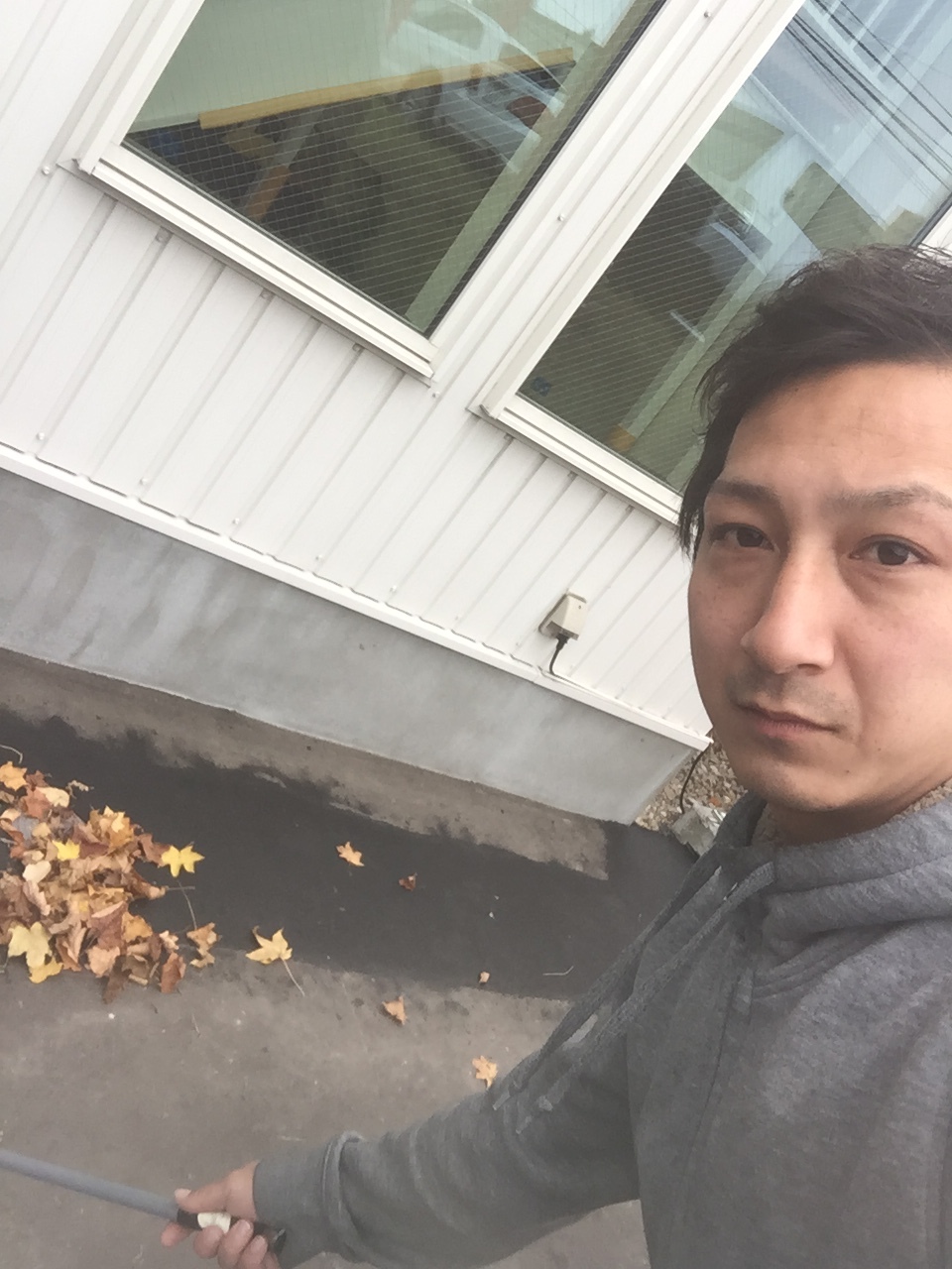 10月22日(日)トミーモータース本店ブログ♪秋のドライブにレンタカーはいかがでしょうか?M様エスティマ納車♪_b0127002_14293569.jpg
