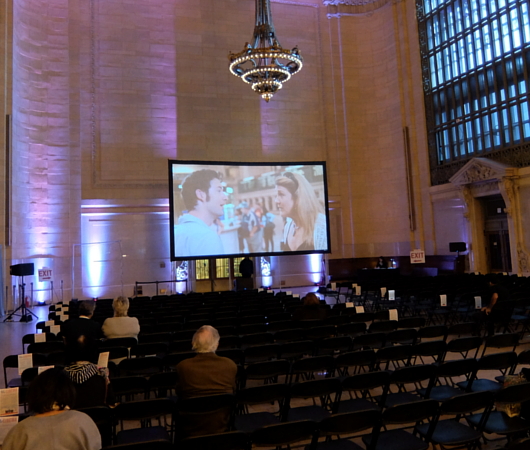 NYの超有名な映画ロケ地でその映画を観るイベント、第1回Grand Central Cinema開催_b0007805_034943.jpg