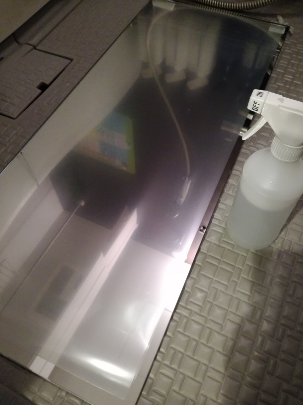 お風呂の鏡をつけかえました！曇りどめフィルムも。_f0370138_08112837.jpg