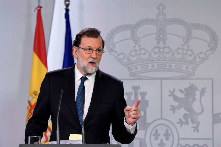 Spain Will Remove Catalonia Leader, Escalating Secession Crisis_b0152141_16295810.jpg