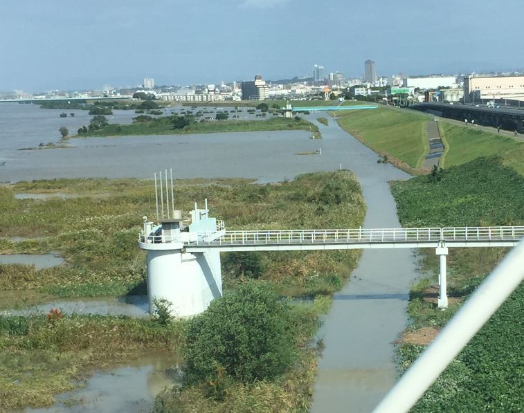 2017/10/23　台風21号通過後の淀川_b0362900_21440486.jpg