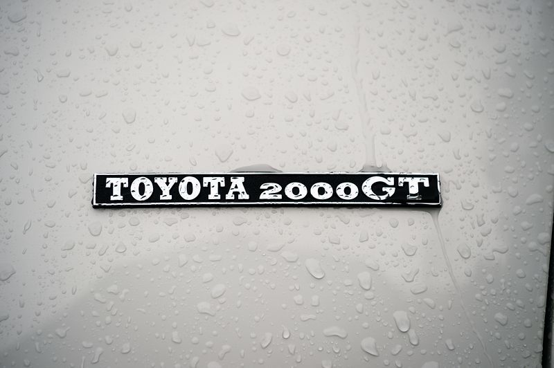 誕生50周年　TOYOTA・2000GT　IN東寺_f0032011_21120910.jpg