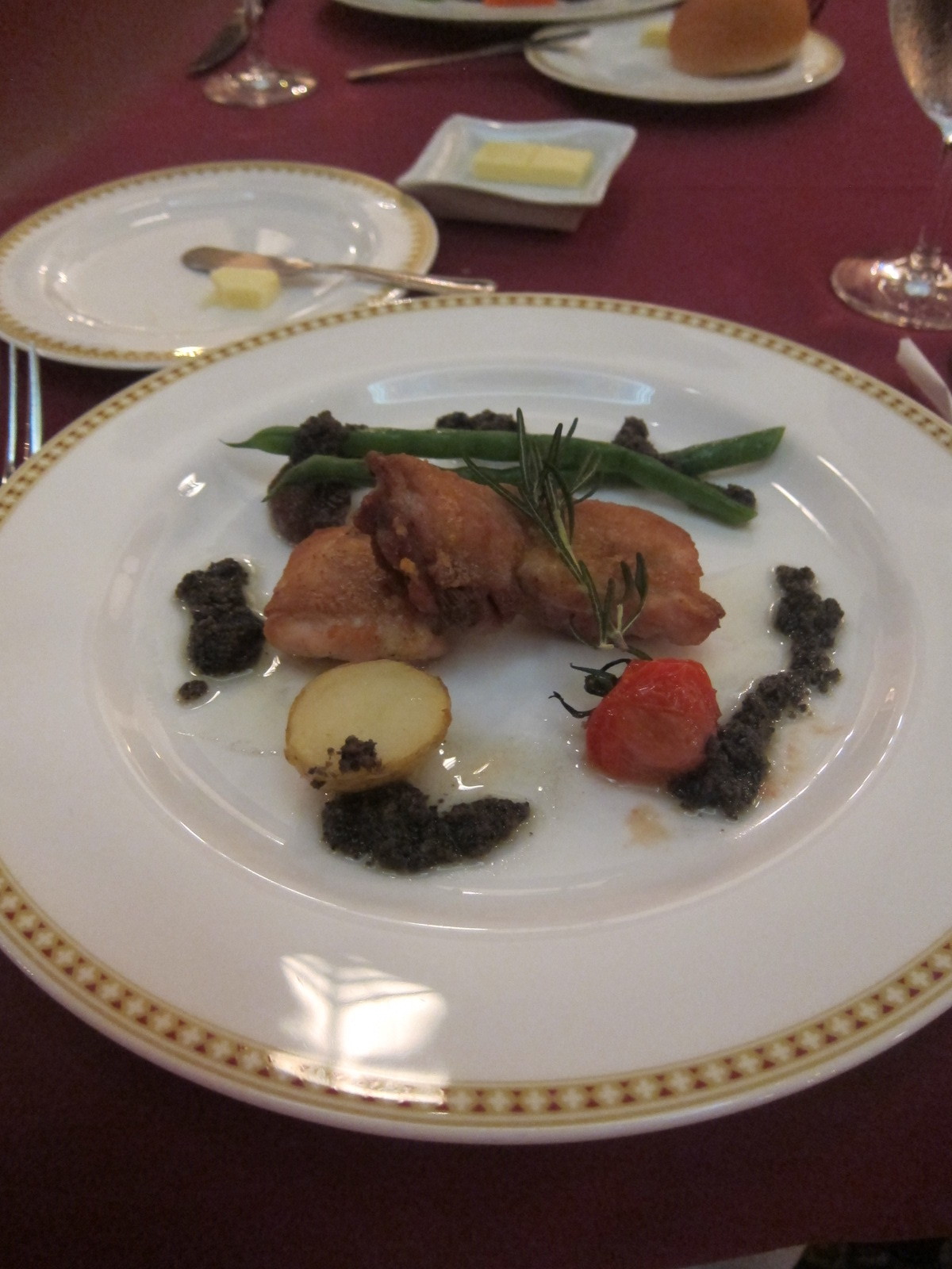 ディズニーシーのマゼランズで昼食 日本語学校 東京ひのき外語学院 ディズニーシーのマゼランズで昼食 日本語学校 東京ひのき外語学院