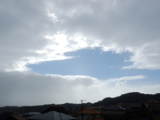 ’17,10,23(月)台風一過、停電がやっとお昼に解除!_f0060461_14083049.jpg