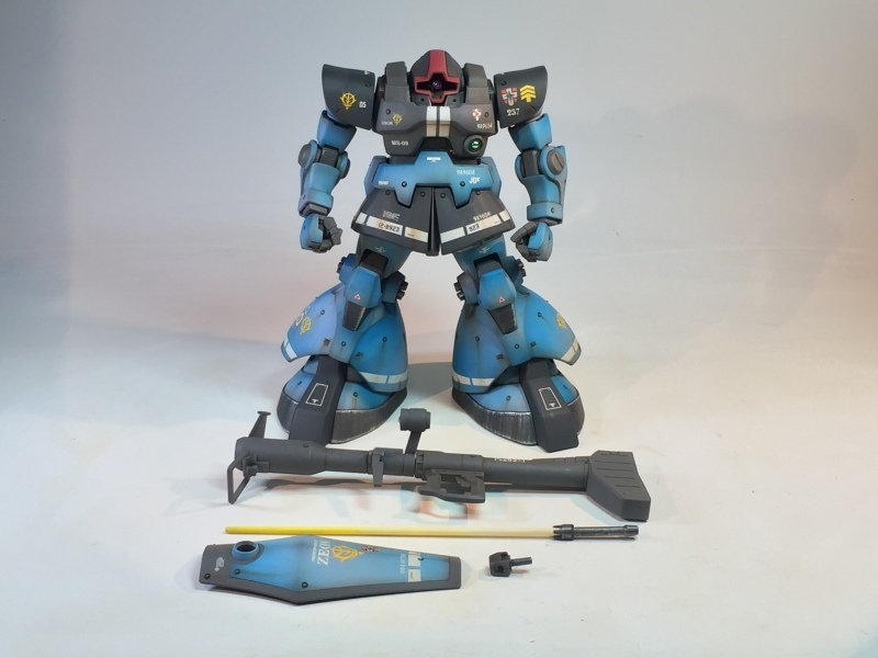 MG 1/100 MS-09 ドム ランバ・ラル専用機 青い巨星 戦場風 改修 MG 1/100 MS-09 ドム ランバ・ラル専用機 青い巨星 戦場風 改修