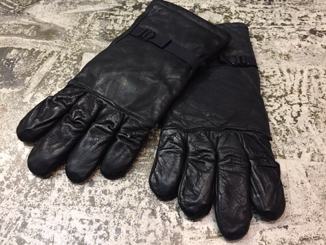 10月25日(水)大阪店ヴィンテージ&スーペリア入荷!#8 Military編!Black357,TigerStripe,NightDesert&Glove!_c0078587_3293246.jpg
