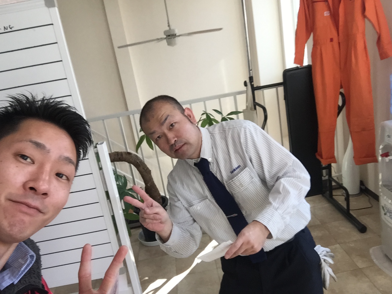 10月25日 水曜日のひとログ(。・Д・)ゞ タイヤ交換・組み換えもOK♬ご予約承ります!TOMMY_b0127002_17283395.jpg