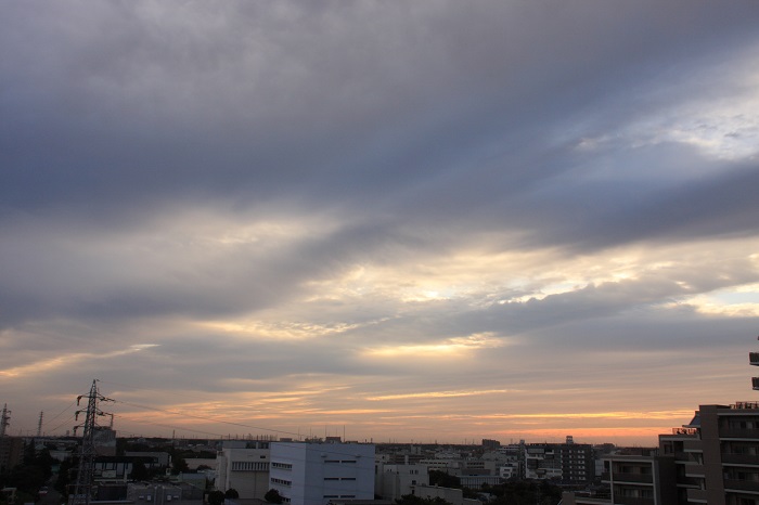 朝日と半透明雲（層積雲）_b0268615_14165153.jpg