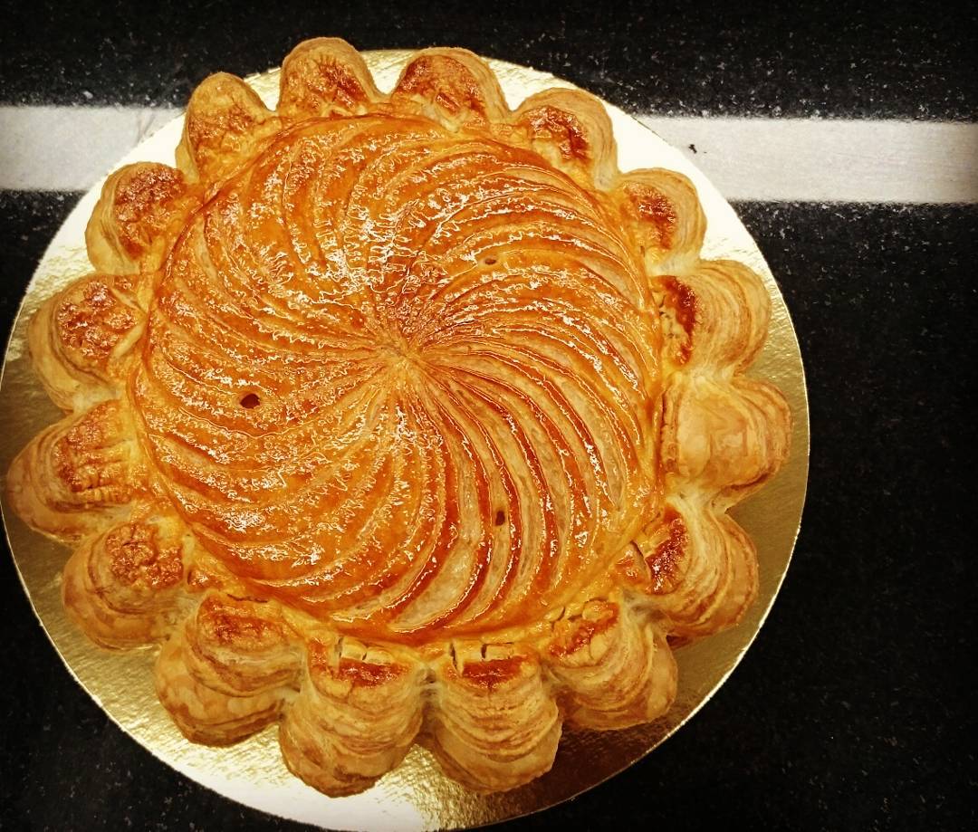 PÂTE FEUILLETÉE パート・フイユテ_a0258519_07130724.jpg