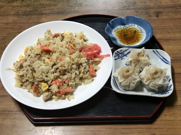 シャケ炒飯&焼売_f0350959_20360204.jpg