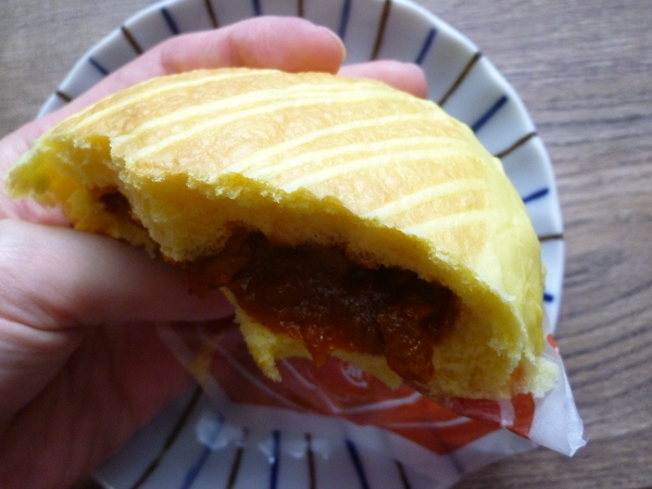 バターチキンカレーまん@ミニストップ_c0152767_15444883.jpg