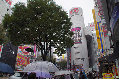 10月25日(水)の109前交差点_b0056983_15453552.jpg