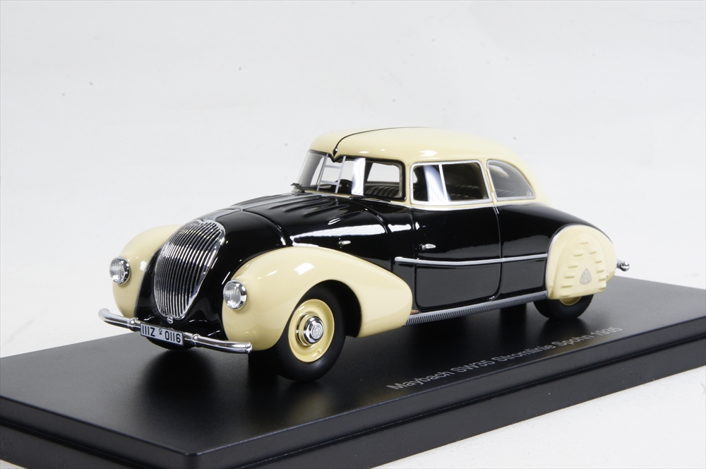 2017/10/25(水) 本日発売の新製品(CMF Models,NEO,WHITEBOX,Ilario)_f0372507_041829.jpg