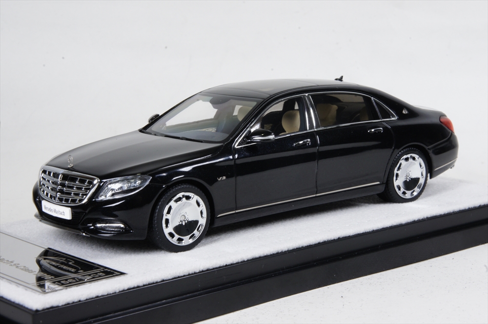 2017/10/13(金) 本日新製品 その2(MINICHAMPS,ALMOST REAL)_f0372507_162414.jpg