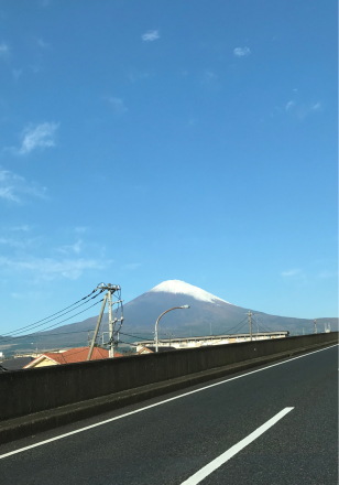 富士山白くなりました！_a0246432_08291535.jpg