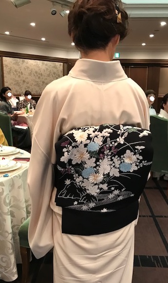 9周年・水色御召+雪輪の帯・かざり錦着物+御所解帯_f0181251_19193440.jpg