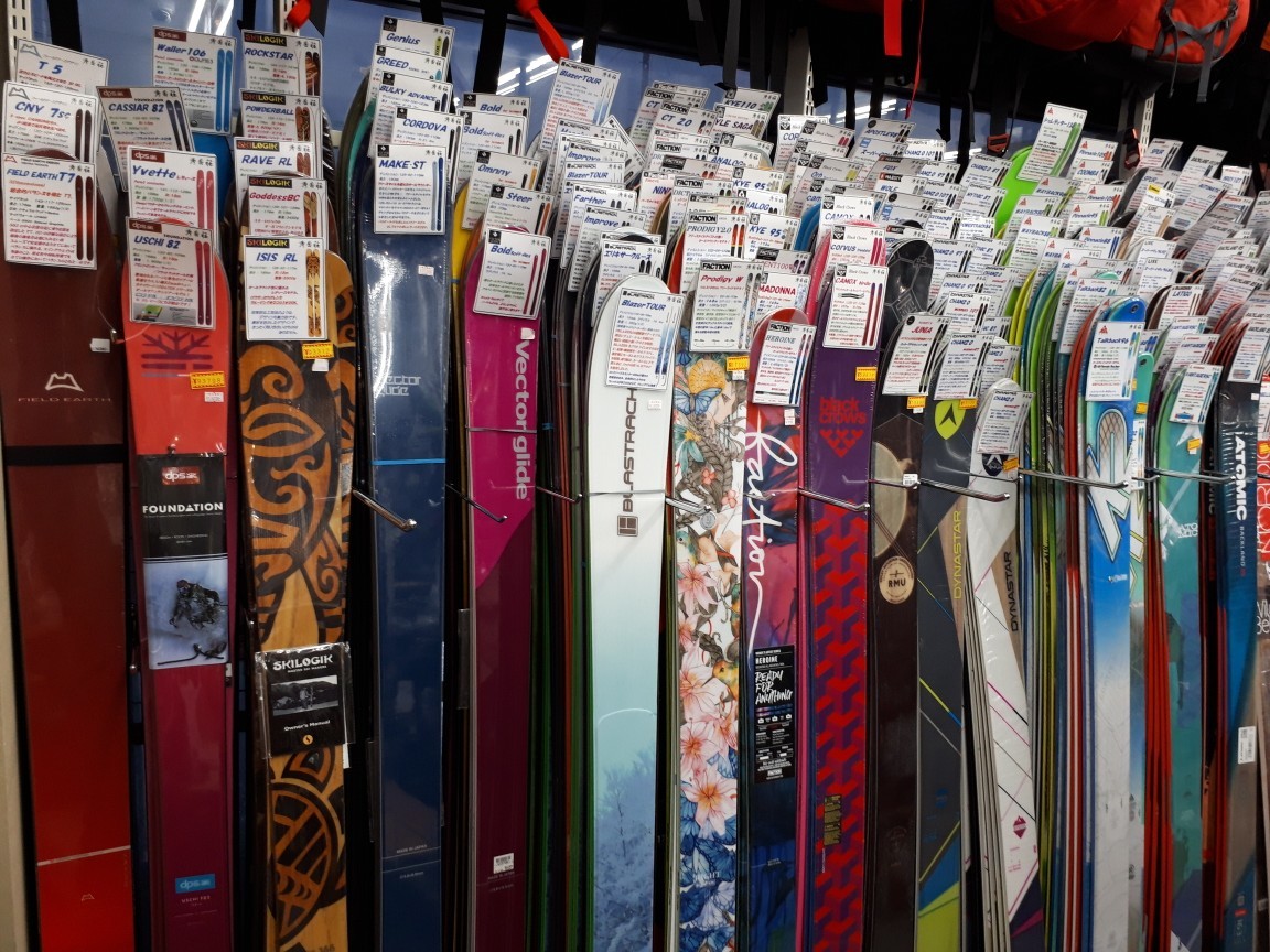 セール直前！　スキーコーナーチラ見せ☆