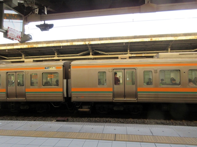 【ひかりで名古屋、東海道線に乗り換えて岐阜】_b0009849_1837980.jpg