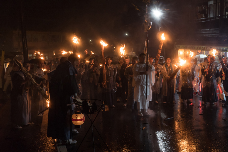 鞍馬の火祭_e0051888_22182642.jpg