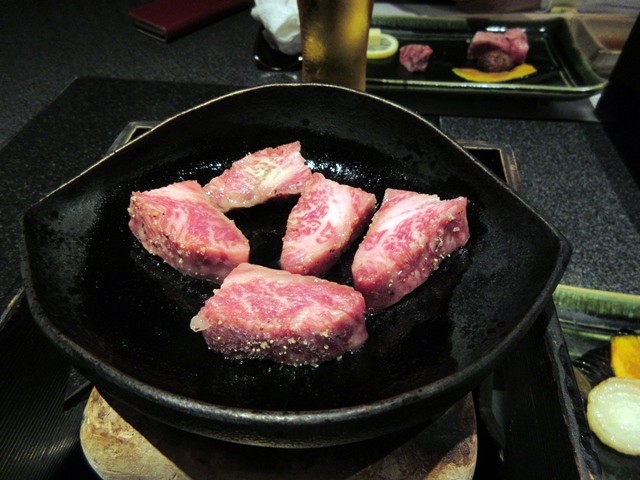 【岐阜都ホテル】「かいらん亭」で信長~~!!(飛騨牛)_b0009849_1020464.jpg