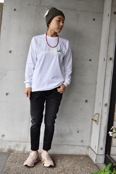 人気モデル:BRUTE KNUTE よりBLACK DAMAGED DENIM 。。。By NUDIE JEANS_d0152280_09510032.jpg