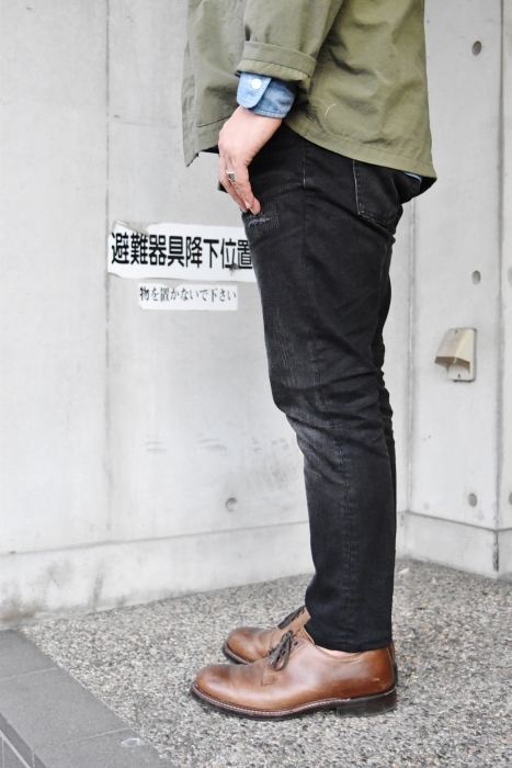 人気モデル:BRUTE KNUTE よりBLACK DAMAGED DENIM 。。。By NUDIE JEANS_d0152280_09593787.jpg