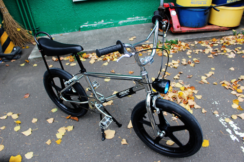 バナナシート　ENKEI　SCHWINN バー　3点まとめて　OLD BMX バナナシート ENKEI SCHWINN バー 3点まとめて OLD BMX