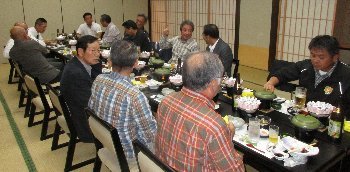 10月28日「2027年」_f0003283_09460662.jpg