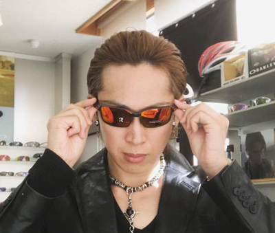 OAKLEY(オークリー)カーボンファイバー搭載・日本国内130本限定サングラスCARBON PRIME(カーボンプライム)入荷!_c0003493_14090978.jpg