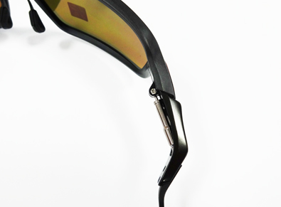 OAKLEY(オークリー)カーボンファイバー搭載・日本国内130本限定サングラスCARBON PRIME(カーボンプライム)入荷!_c0003493_14110548.jpg