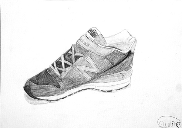 鉛筆デッサン 自分の靴 造形ジュニアこども絵画教室ブログ