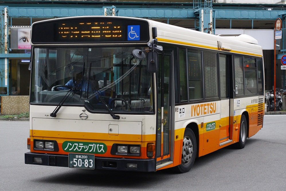 第6回伊予鉄道(バス)2～レインボ―HR旧塗装～_e0365211_23415353.jpg