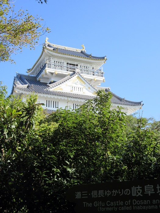 【岐阜城】ロープウェイから岐阜城までの道のり_b0009849_22594999.jpg