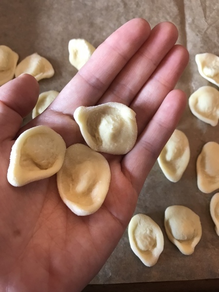 手打ちパスタ ストラシナーティ スカッコマット 日和