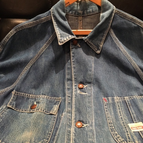 1950s \" PENNEY\'S PAY-DAY \" VINTAGE -raglan sleeve- DENIM COVER ALL ._d0172088_19555172.jpg