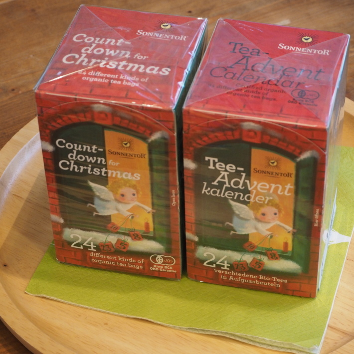 クリスマスのお茶が入荷しました。_b0378101_19360297.jpg