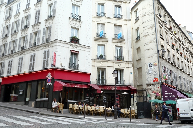 パリで寄り道したのは、ユトリロや、ロートレックの絵で有名なモンマルトルの丘_b0291402_08582697.jpg