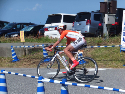 村上笹川流れ国際トライアスロン2017/リレーバイクパート2位_f0184839_18422959.jpg