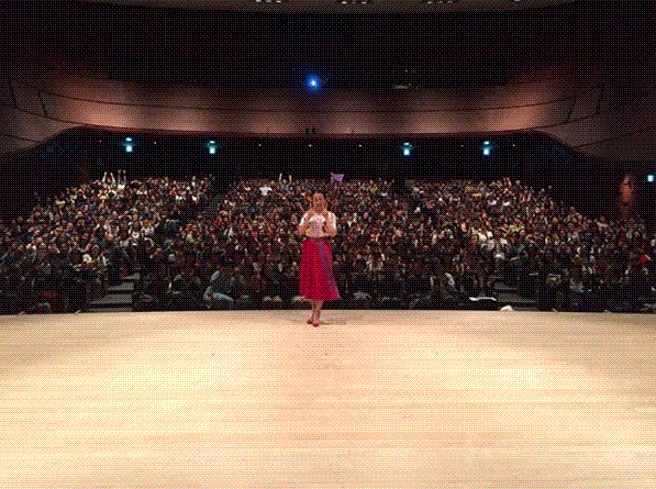 e0199691_23491649.gif