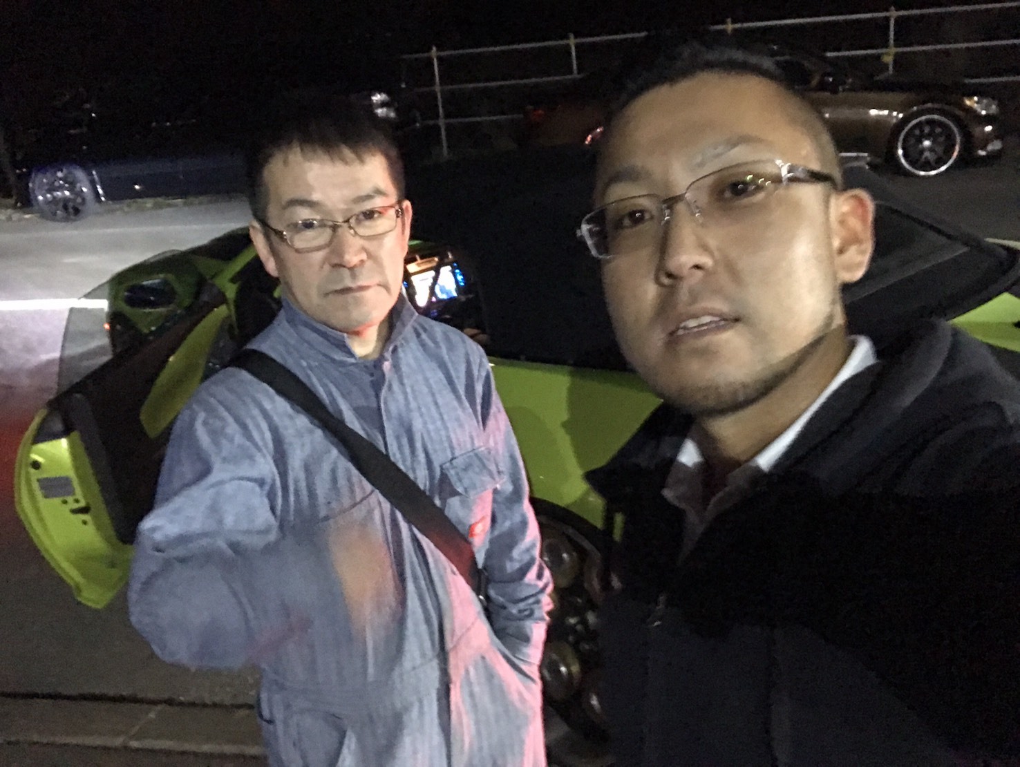 11月1日(水)トミーベースカスタムブログ☆ハマー ハイエース 10インチナビ_b0127002_13052614.jpg