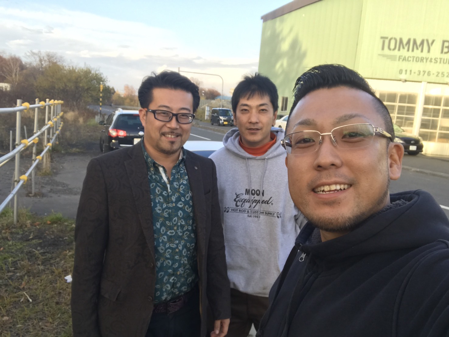 11月2日(木)トミーベース カスタムブログ☆10インチナビ マクラーレン GTR_b0127002_11492621.jpg