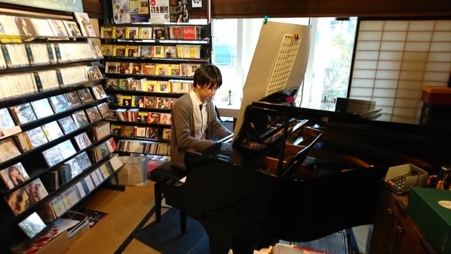 大瀧拓哉さんすごい。応援よろしくお願いします。_e0046190_13152851.jpg