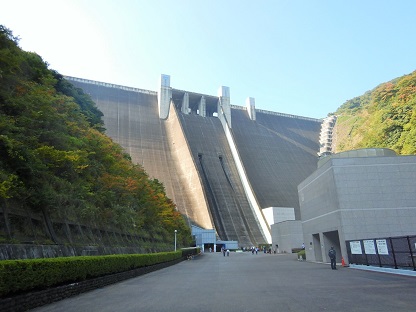 宮ケ瀬ダム 放水_e0077899_83615.jpg