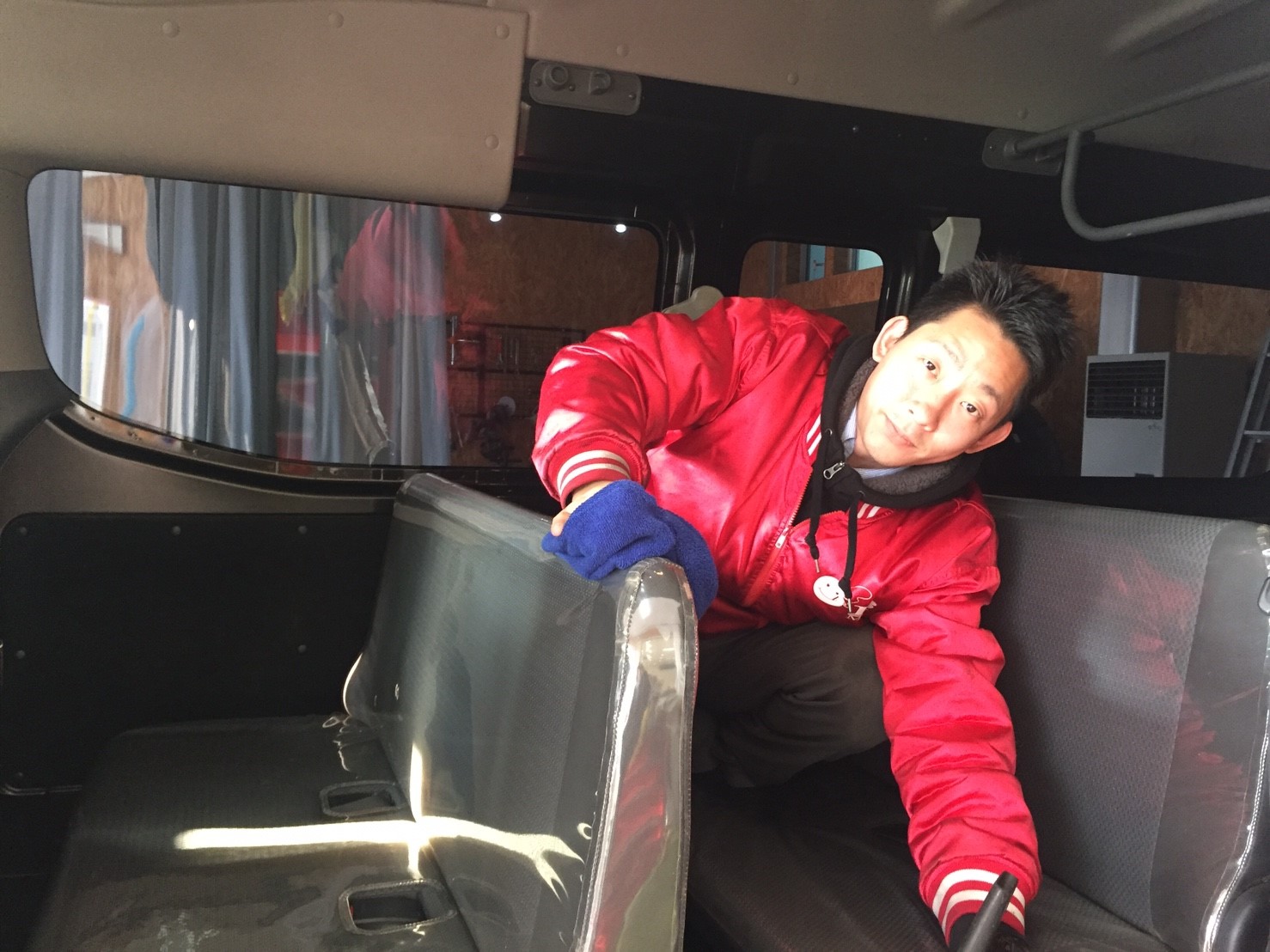 11月3日 ひとログFriday(*\'∀\'人) タイヤ交換はお早めに♬ご予約承り中!TOMMY本店_b0127002_17351164.jpg