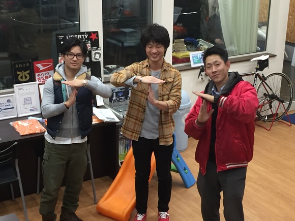 11月3日 ひとログFriday(*\'∀\'人) タイヤ交換はお早めに♬ご予約承り中!TOMMY本店_b0127002_188454.jpg