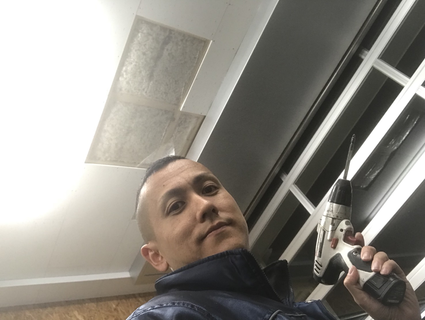11月3日 ひとログFriday(*\'∀\'人) タイヤ交換はお早めに♬ご予約承り中!TOMMY本店_b0127002_188637.jpg