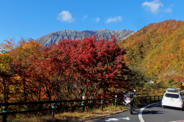 紅葉フォトソロツー（２）　大山の紅葉_f0368610_21063695.jpg