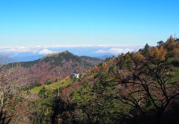 剣山の紅葉、散り終わり（登山口～二度見展望台編）_a0133211_21171491.jpg