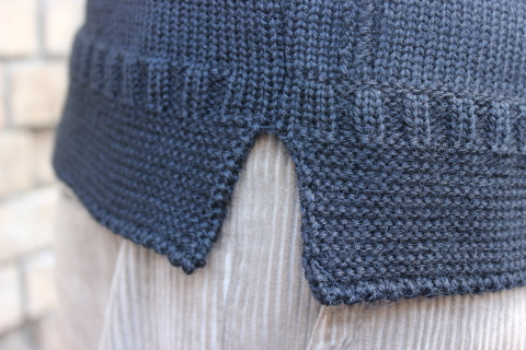英国伝統ニットメーカー「GUERNSEY WOOLLENS」に別注!_f0191324_08252571.jpg