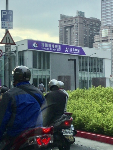 b0228252_12530693.jpeg